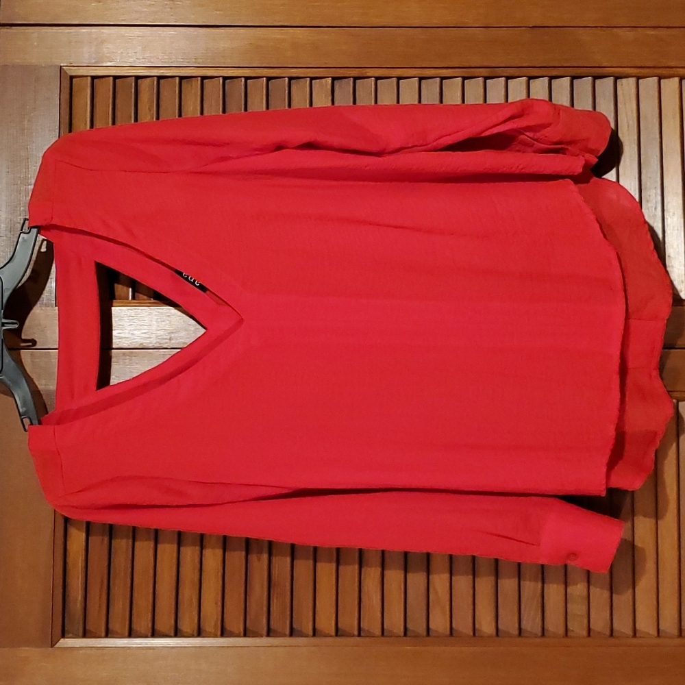 🟡 BOGO a.n.a. double V-neck blouse